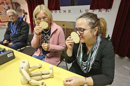 Lesena doba: les povezuje glasbo, kulinariko in kulturno dediščino